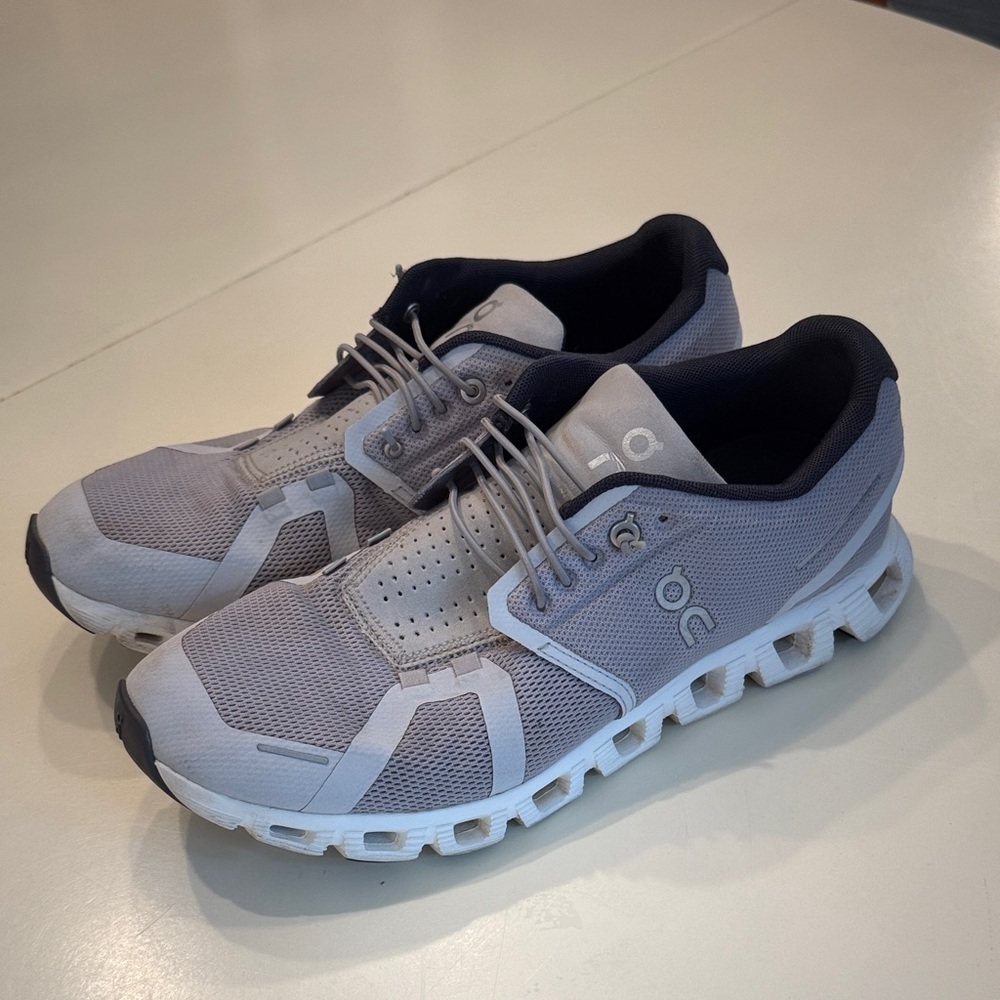 On Running Men's Light Gray Athletic Shoes